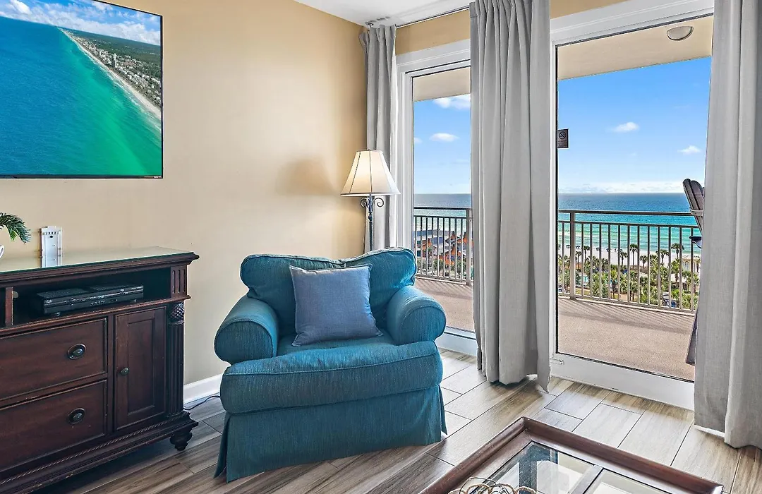 Sterling Shores 818-1